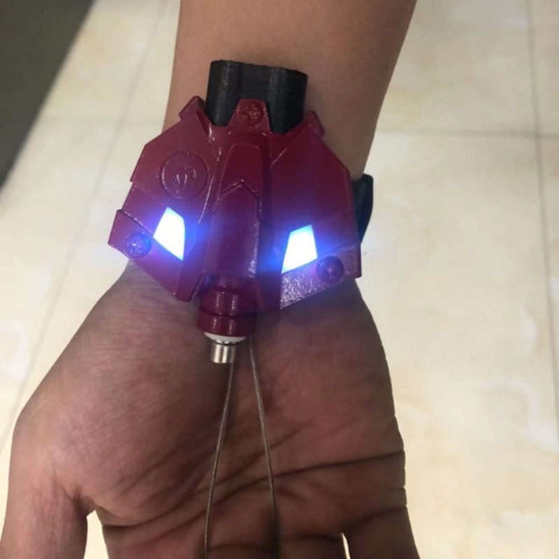 لعبة قاذفة الحرير العنكبوت للأ - مراجعة Tech Accessories وسعره